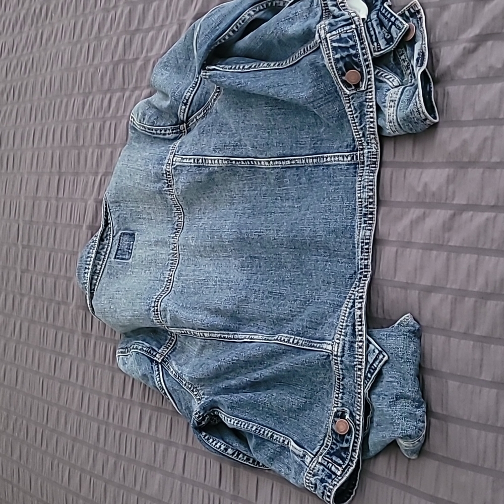 Jean jacket - Picture 9 of 9